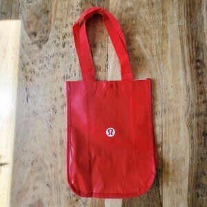 NWOT Lululemon Women's Red Logo Small Tote Lunch Bag Traveling Vacation Work